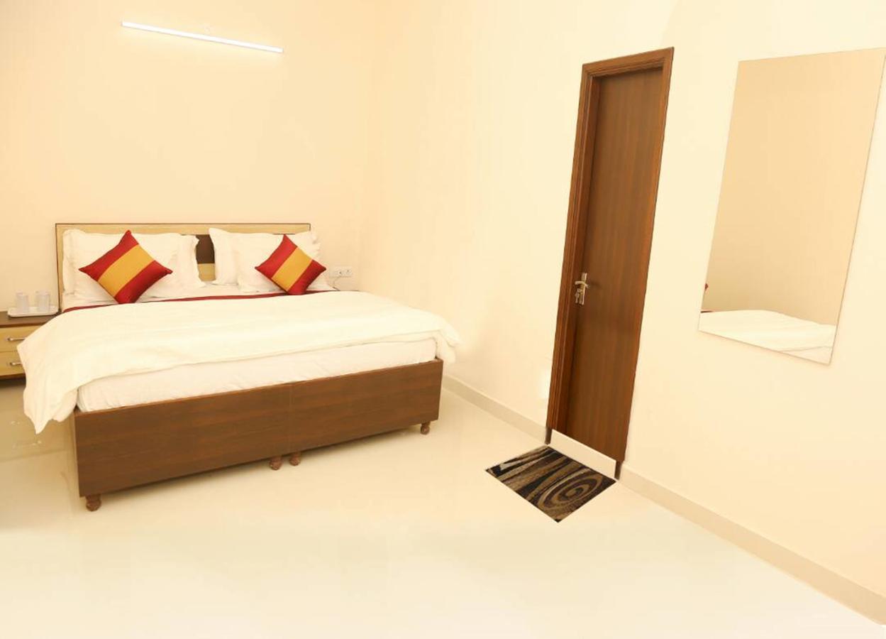 Hotel Temple Inn Amritsar Exterior foto